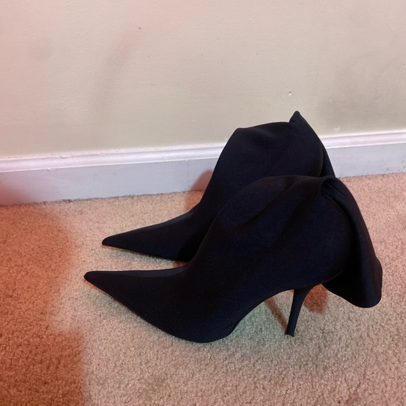 WOMEN'S BALENCIAGA KNIFE 110MM BOOTIE IN BLACK - Picture 8 of 8